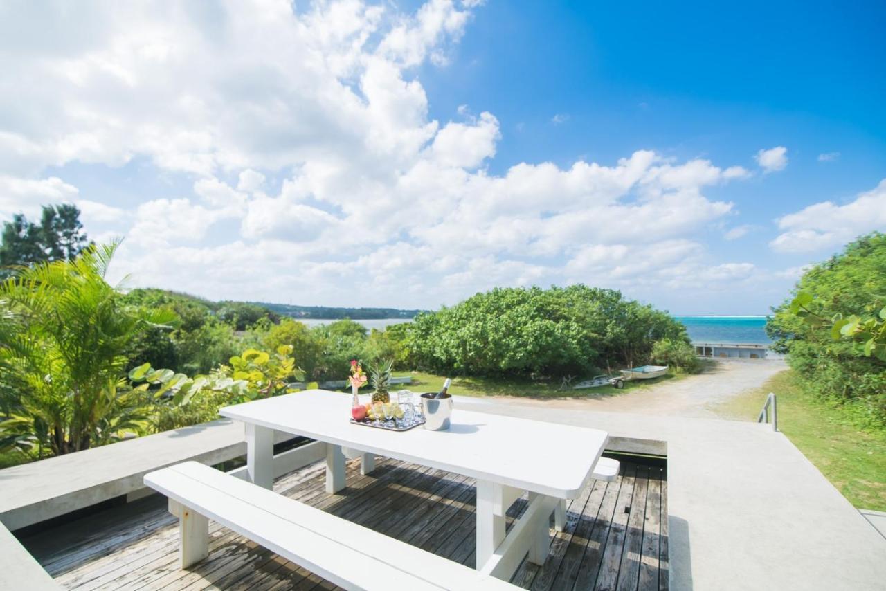 Flex Beach House Motobu Eksteriør billede